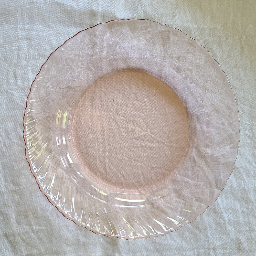 Free With Purchase, Pink Rope Pattern Dinnerware Plate - Picture 2 of 3